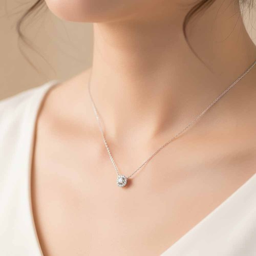 Briliáns gyémánt nyakék - Halo