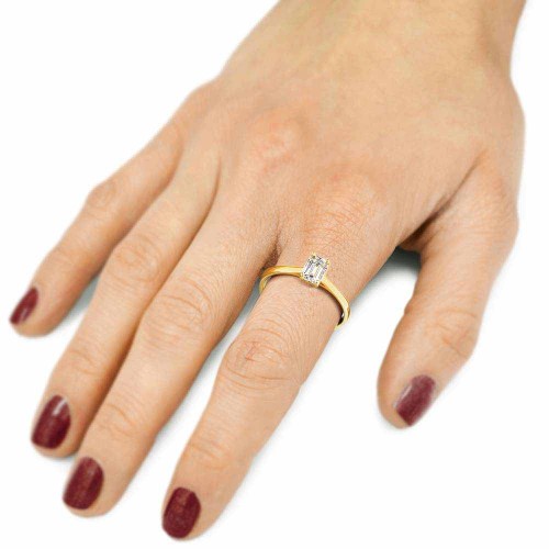 Gyémánt eljegyzési gyűrű - emerald cut - arany
